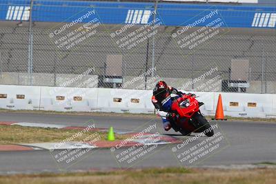 media/Nov-26-2022-Fastrack Riders (Sat) [[b001e85eef]]/Level 3/Session 3 Outside Turn 9/